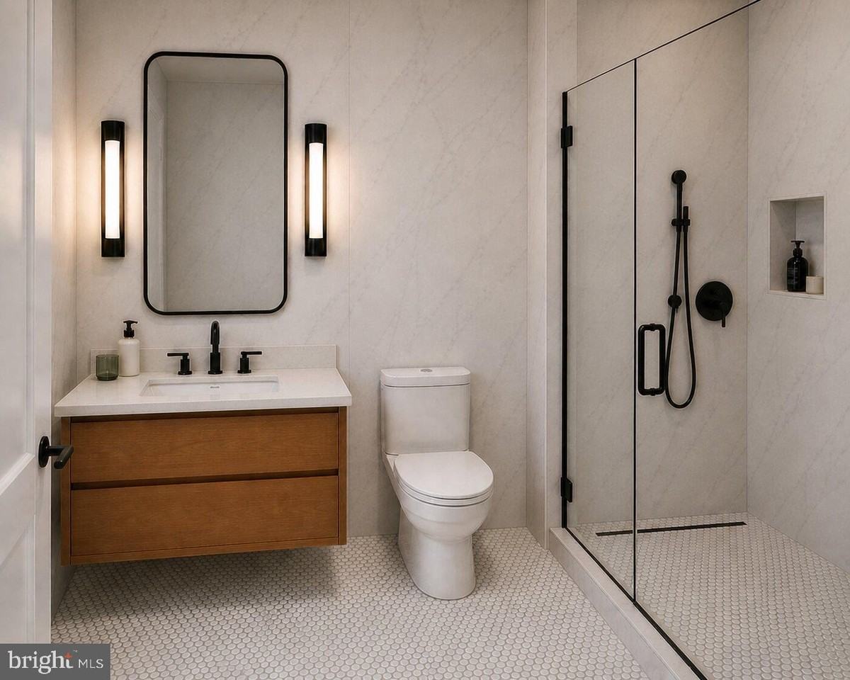 3427 Wisconsin Ave Nw #PH1 - Photo 4 of 6