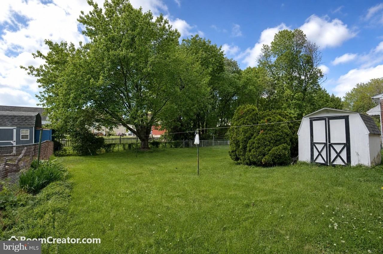 27 Vilone Rd - Photo 4 of 4