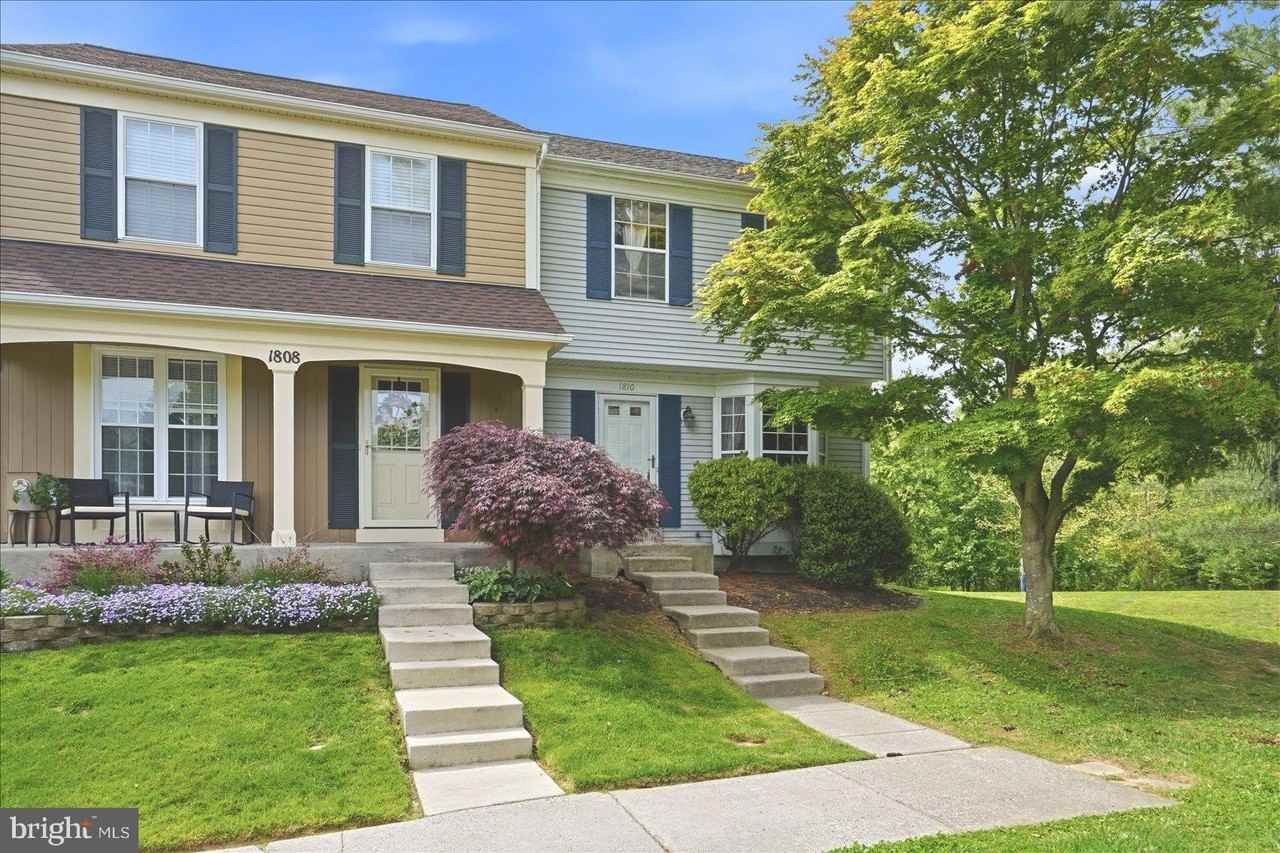 1810 Bramble Brook Ln - Photo 3 of 31