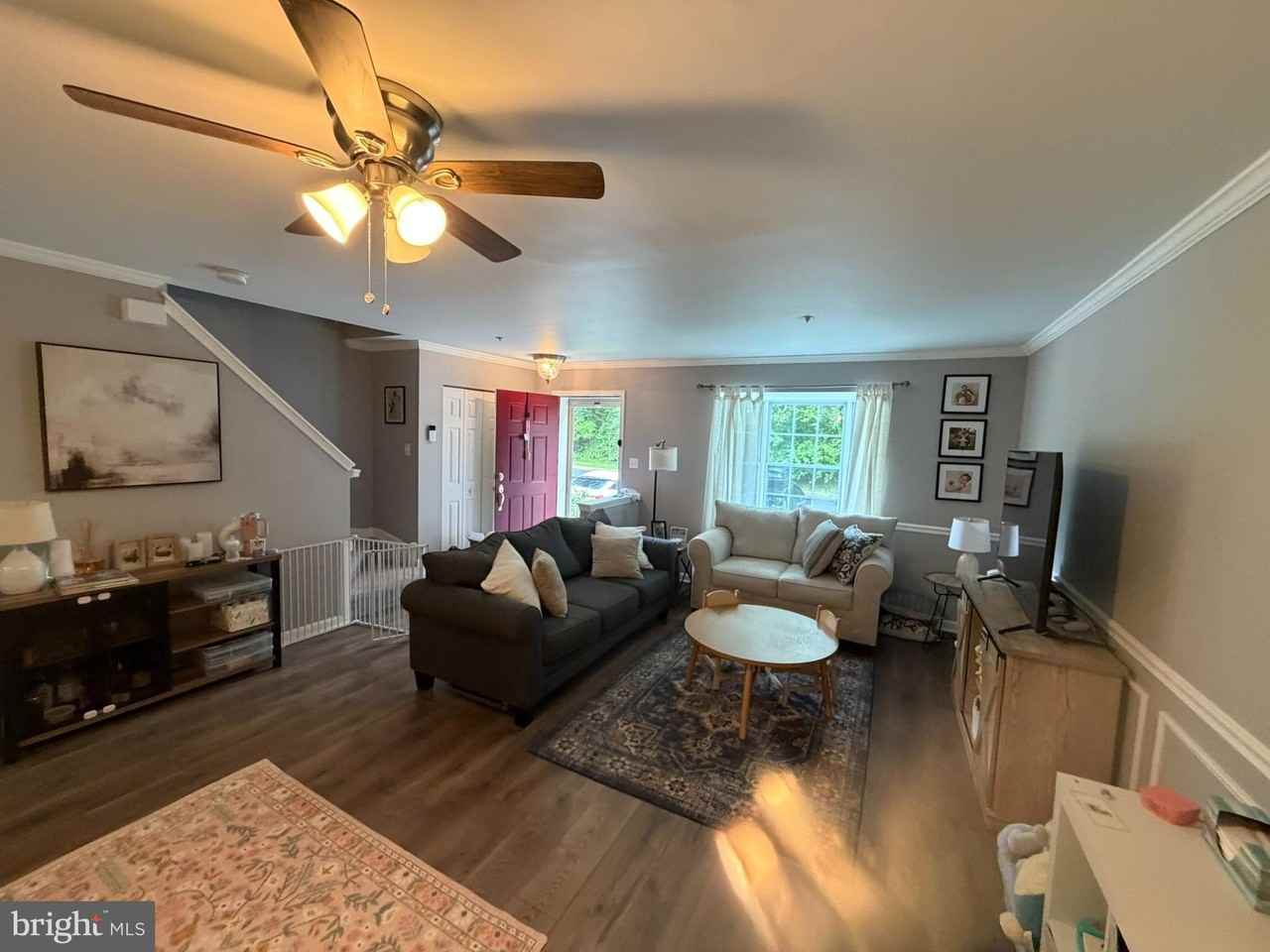 448 Oakton Way - Photo 7 of 20