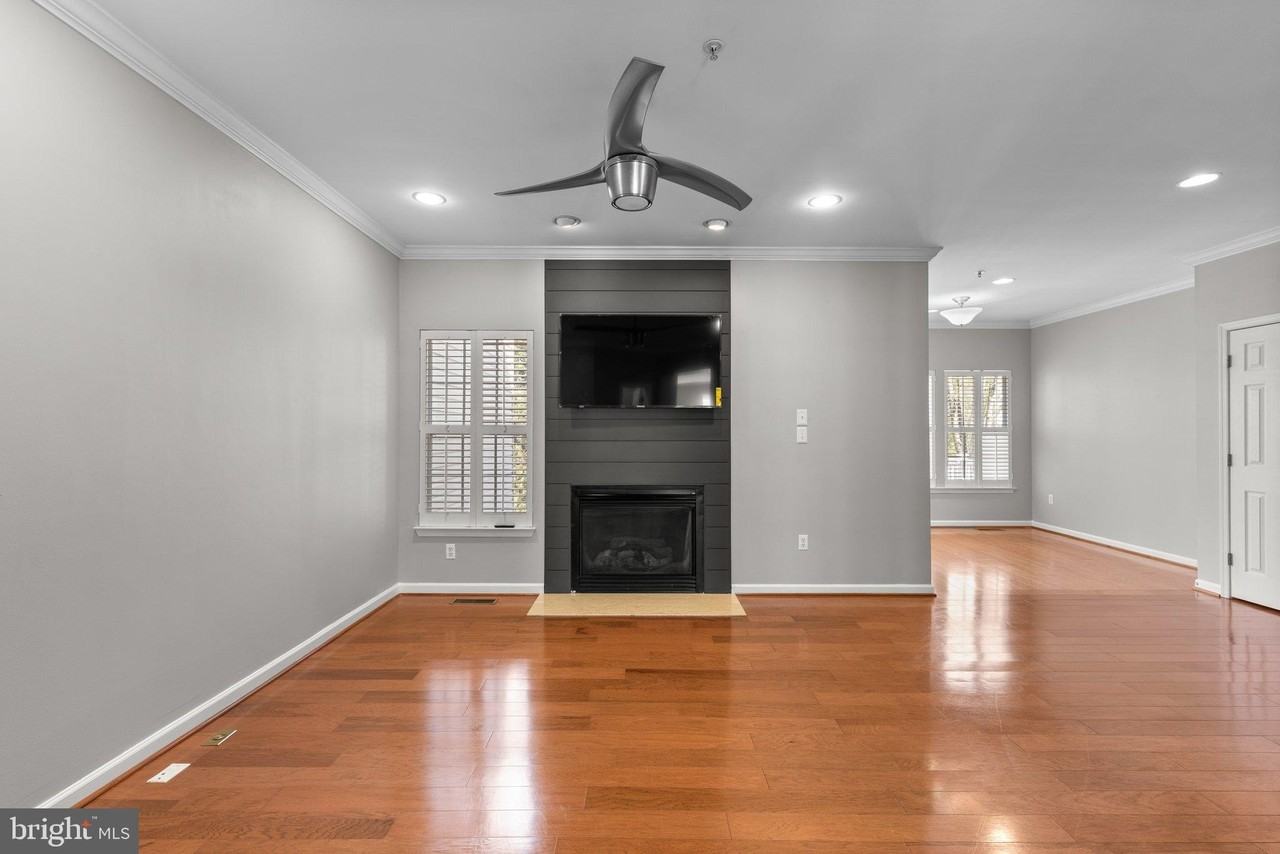 9954 Fragrant Lilies Way - Photo 7 of 31