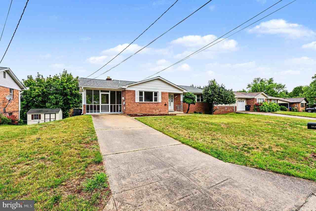 7014 Dower House Rd - Photo 4 of 26