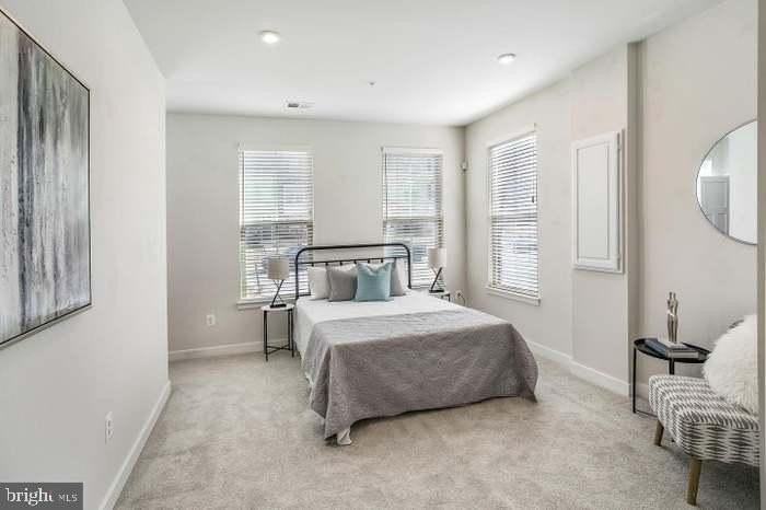 5911 Richmanor Ter - Photo 5 of 28