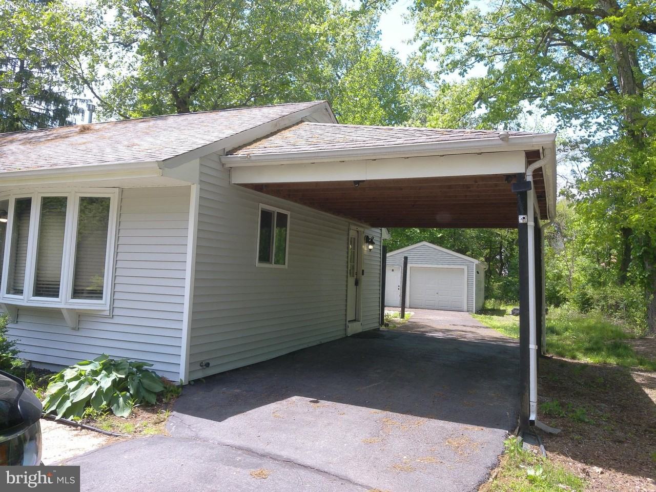 9 Pear Ave - Photo 2 of 13