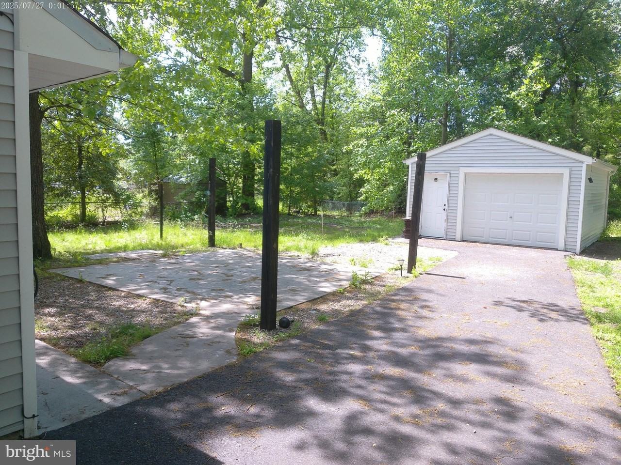 9 Pear Ave - Photo 3 of 13