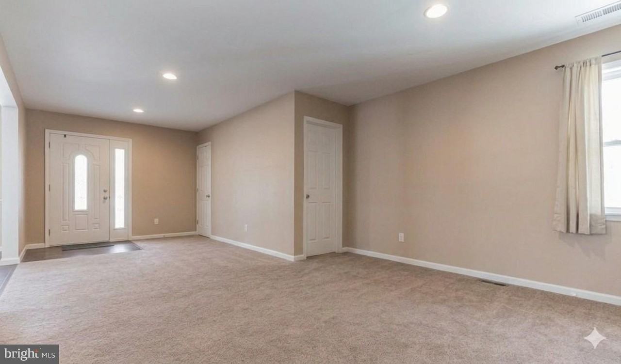 1375 Lesher Ave - Photo 7 of 7