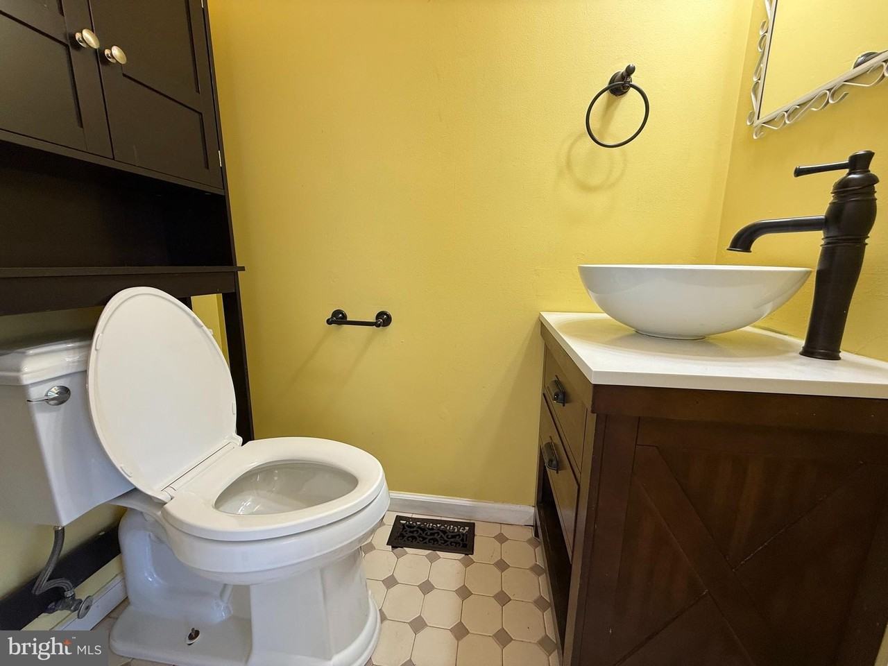 210 Kuser Rd - Photo 7 of 21