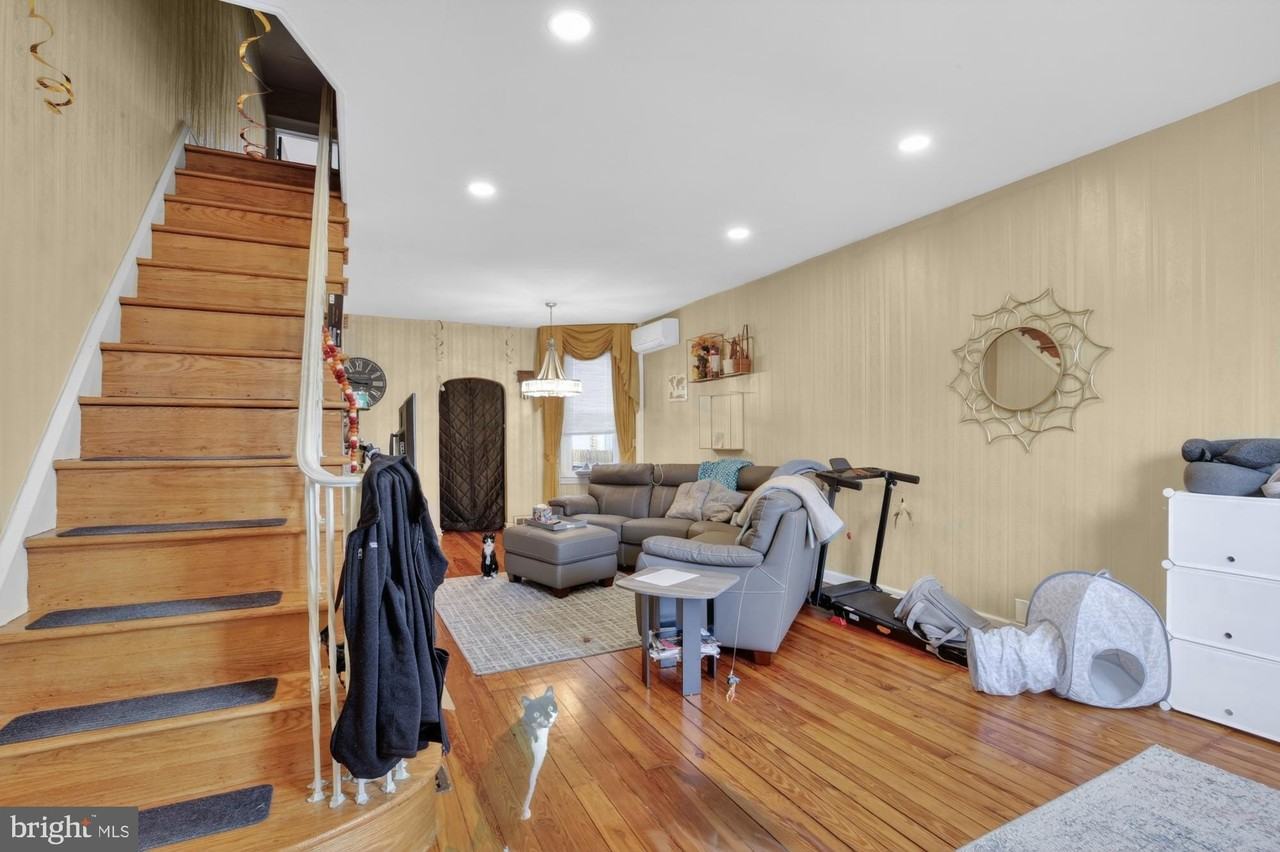 3147 Edgemont St - Photo 3 of 23