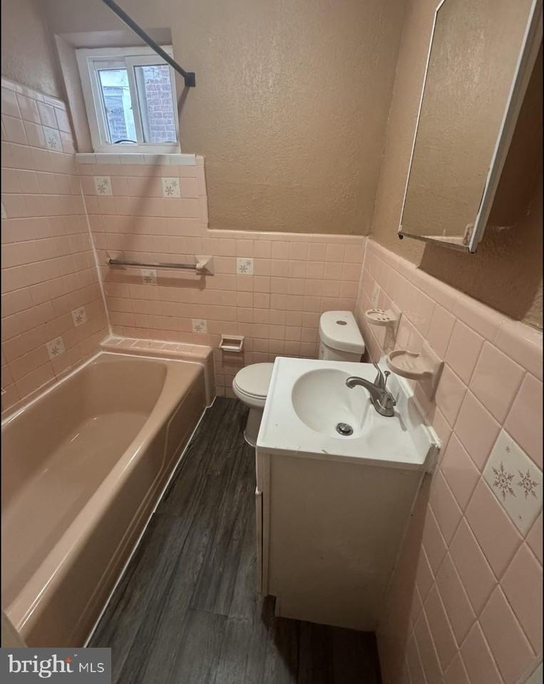 278 E Montana St - Photo 3 of 11