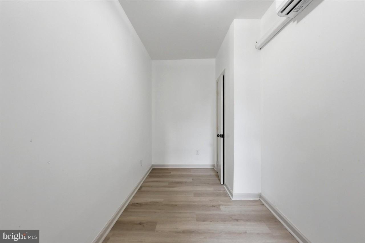 907 Belmont Ave - Photo 7 of 8
