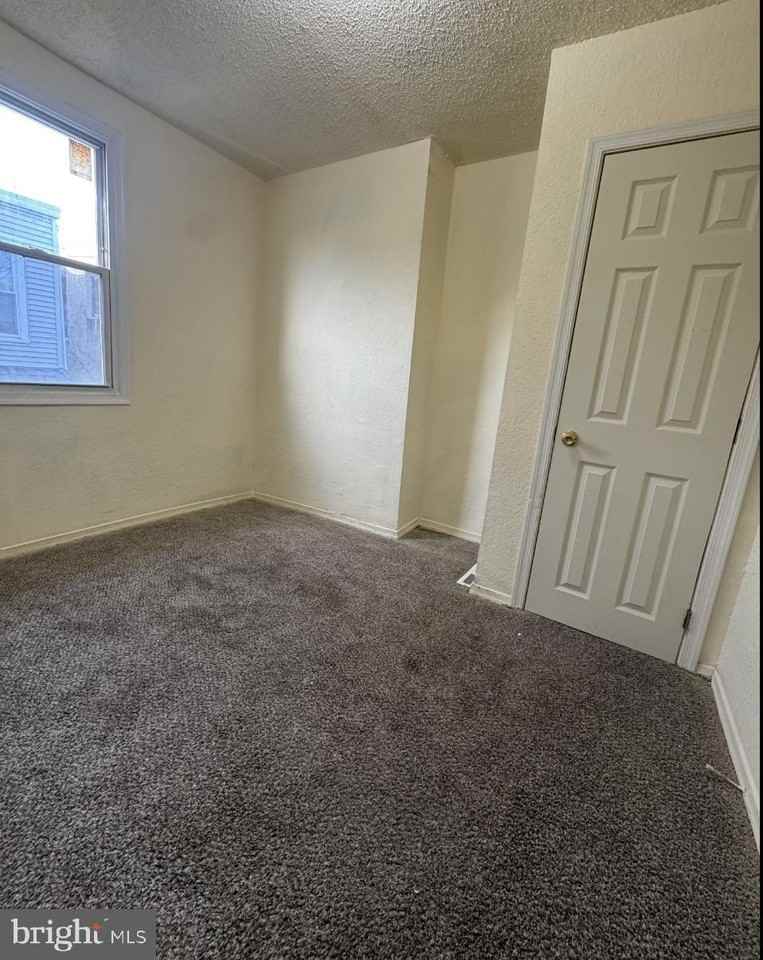 4554 N Bouvier St - Photo 5 of 9