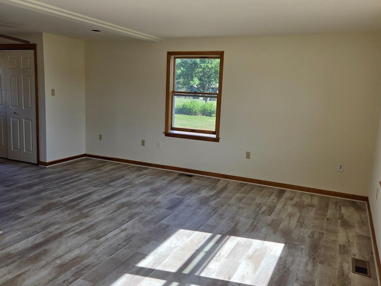 9471 Conde Rd - Photo 4 of 10