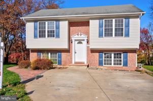 featured image of 121 Deer Hill Ct