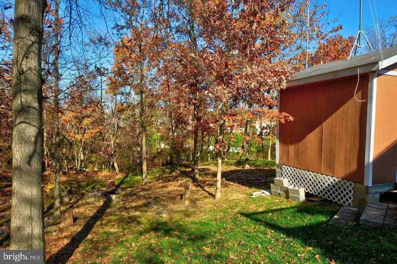 121 Deer Hill Ct - Photo 3 of 20
