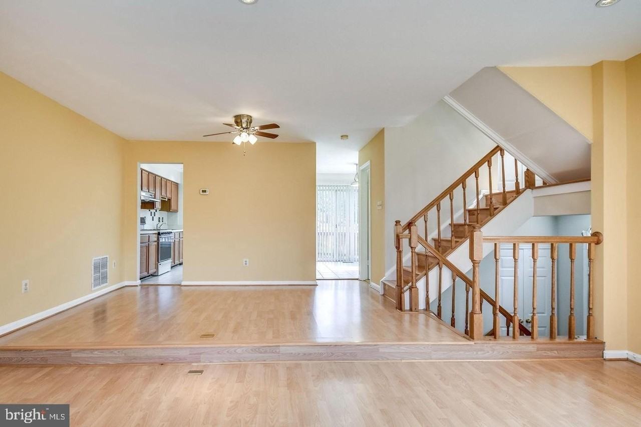 4216 Fox Lake Dr - Photo 2 of 26