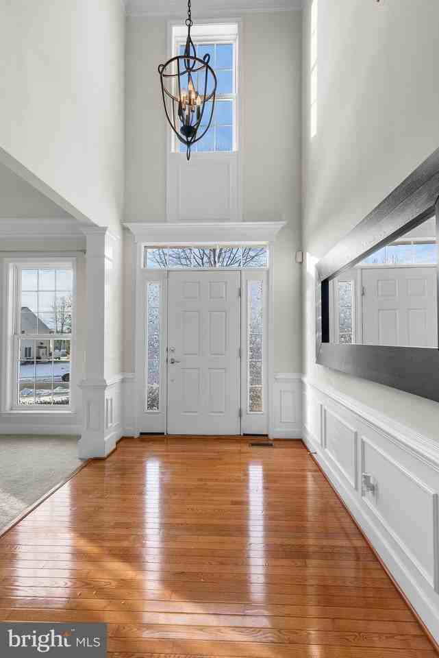 9120 Laurel Highlands Pl - Photo 5 of 35