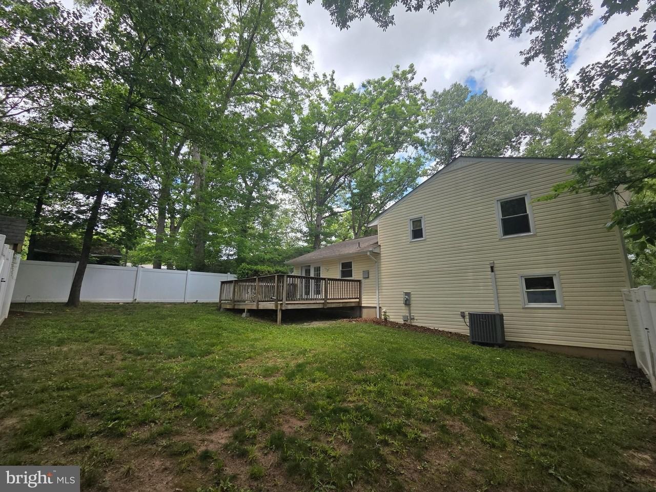104 Crutchfield Cir - Photo 7 of 19