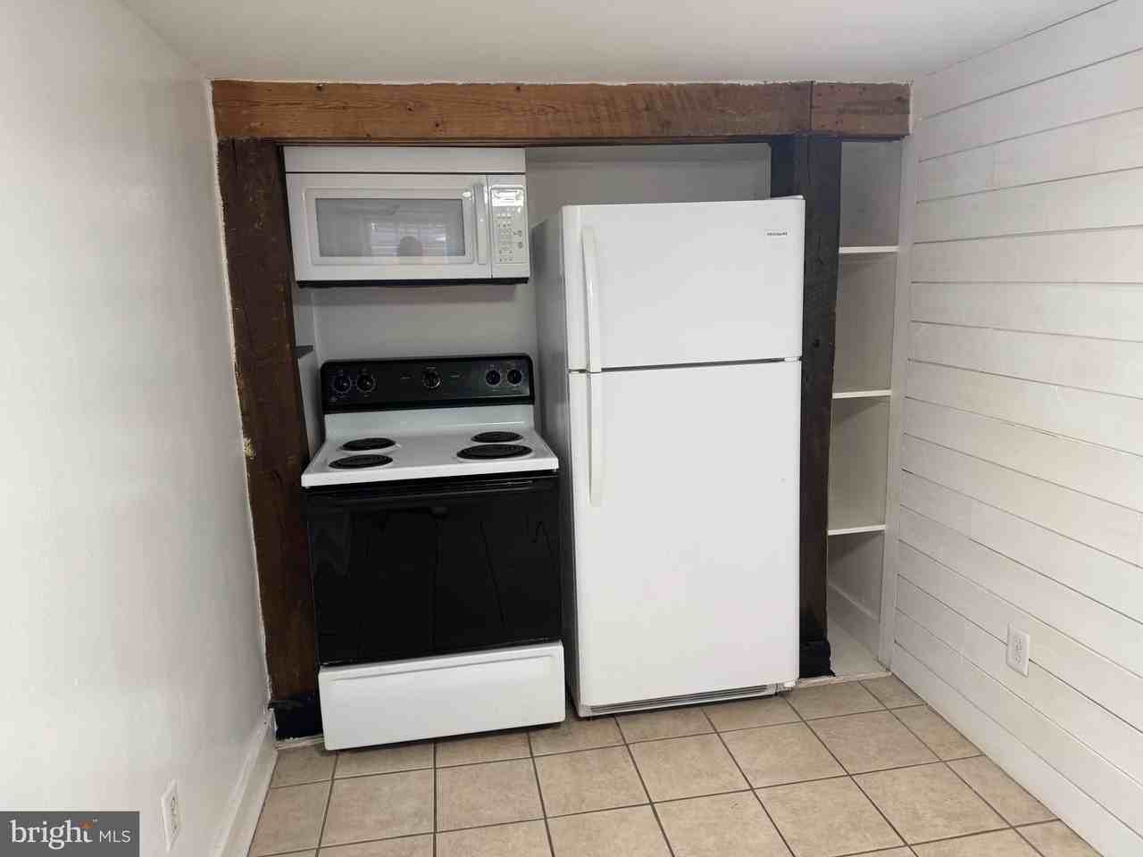 107B Morgan St - Photo 4 of 11