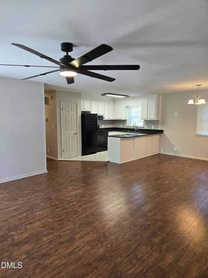 25 North St - Photo 3 of 16