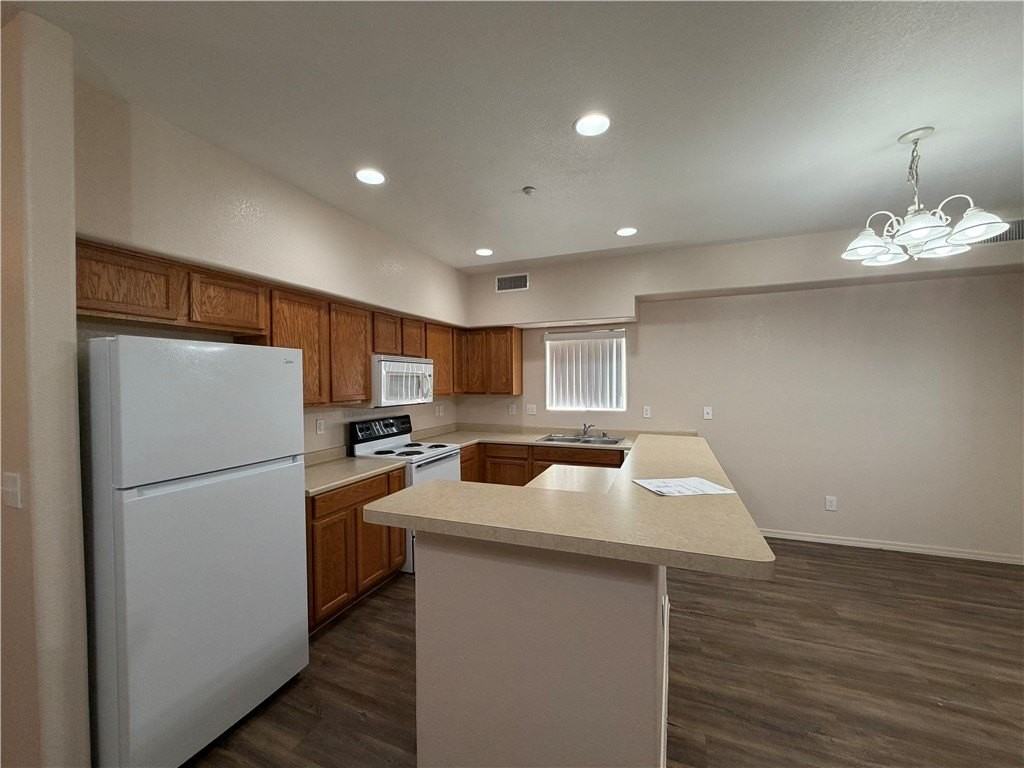 1765 Central Ave #1202 - Photo 2 of 10