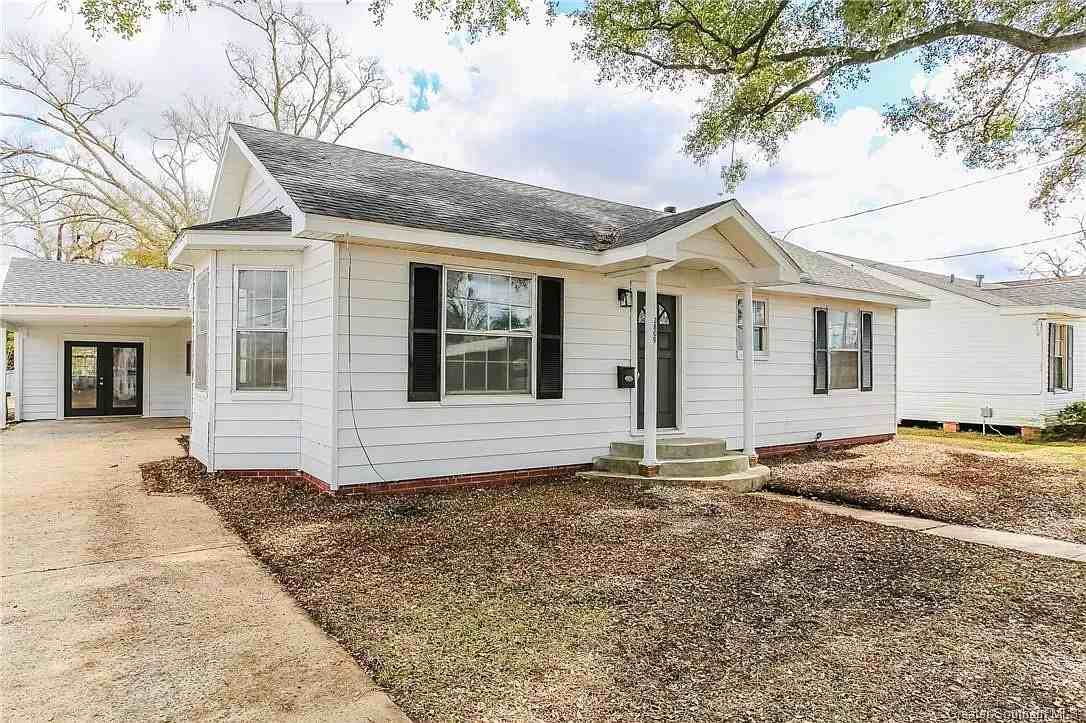 3809 Common St #1 - Photo 2 of 19