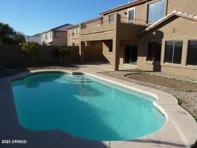 17219 W Hilton Ave - Photo 4 of 22