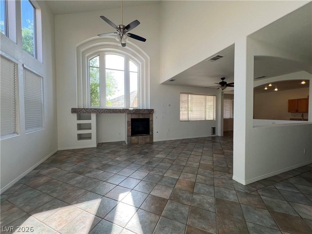 7204 Buglehorn St - Photo 3 of 30