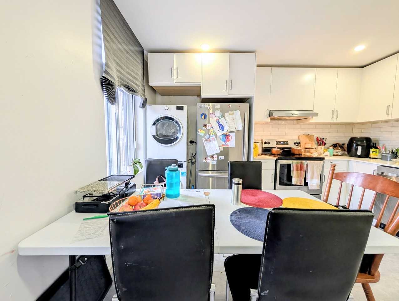 3607 Rue Éthel - Photo 3 of 16