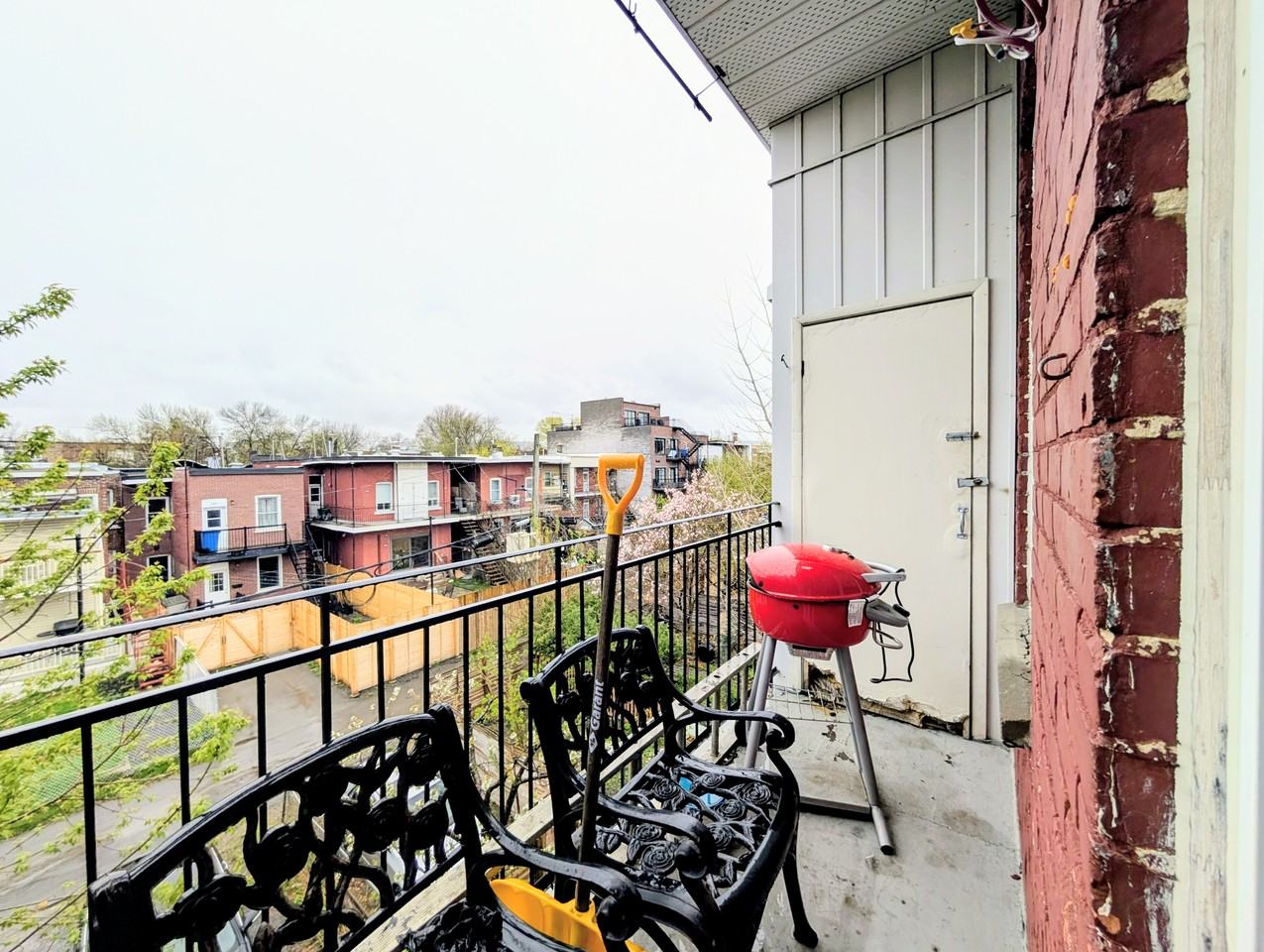 3607 Rue Éthel - Photo 5 of 16
