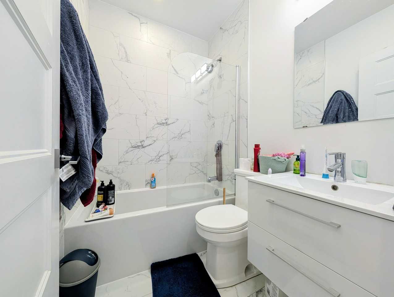 3607 Rue Éthel - Photo 6 of 16