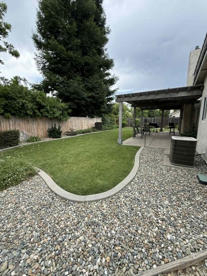 542 Shanghai Bend Rd - Photo 2 of 17