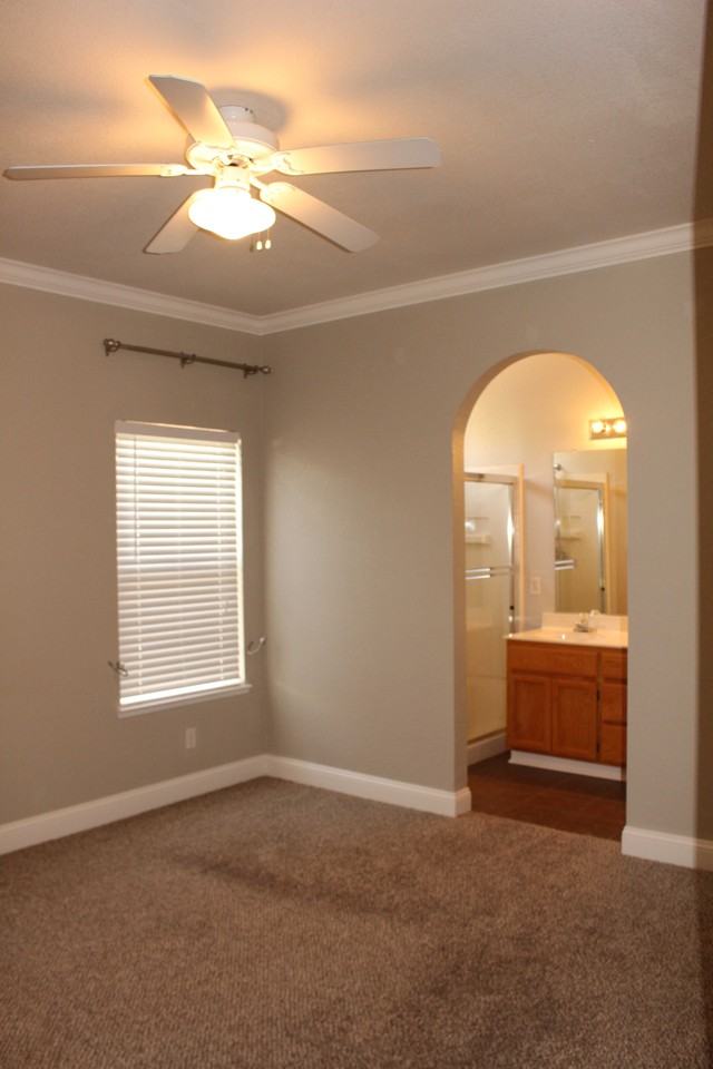 542 Shanghai Bend Rd - Photo 5 of 17