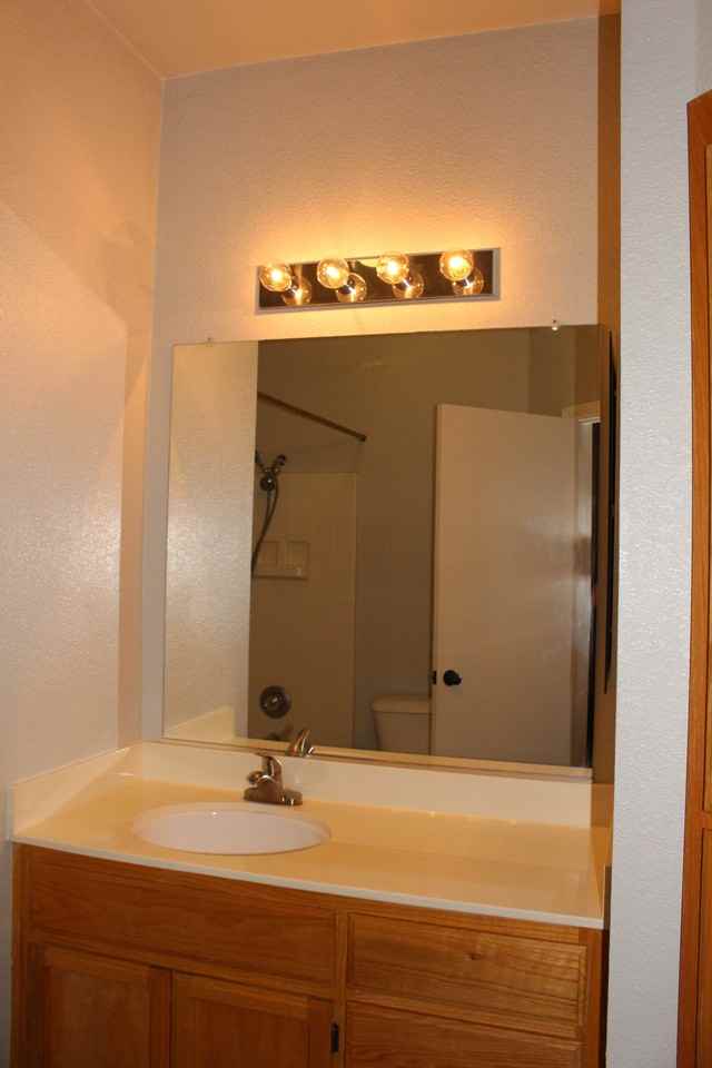 542 Shanghai Bend Rd - Photo 7 of 17