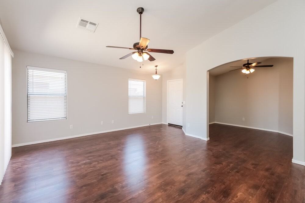 3854 W Carlos Ln - Photo 3 of 15