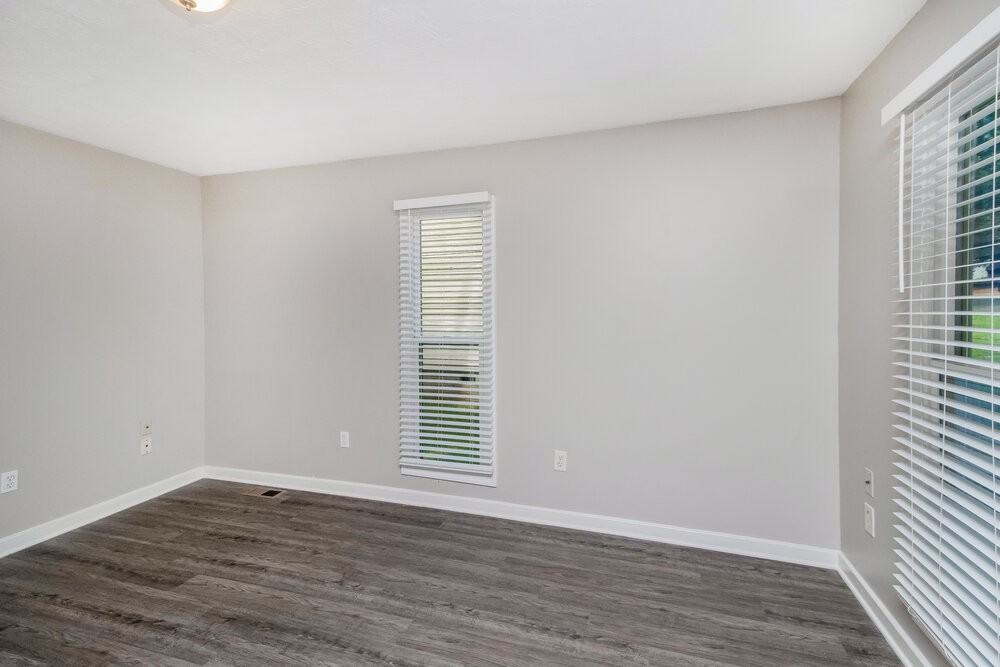 3801 Davis Ln - Photo 5 of 17