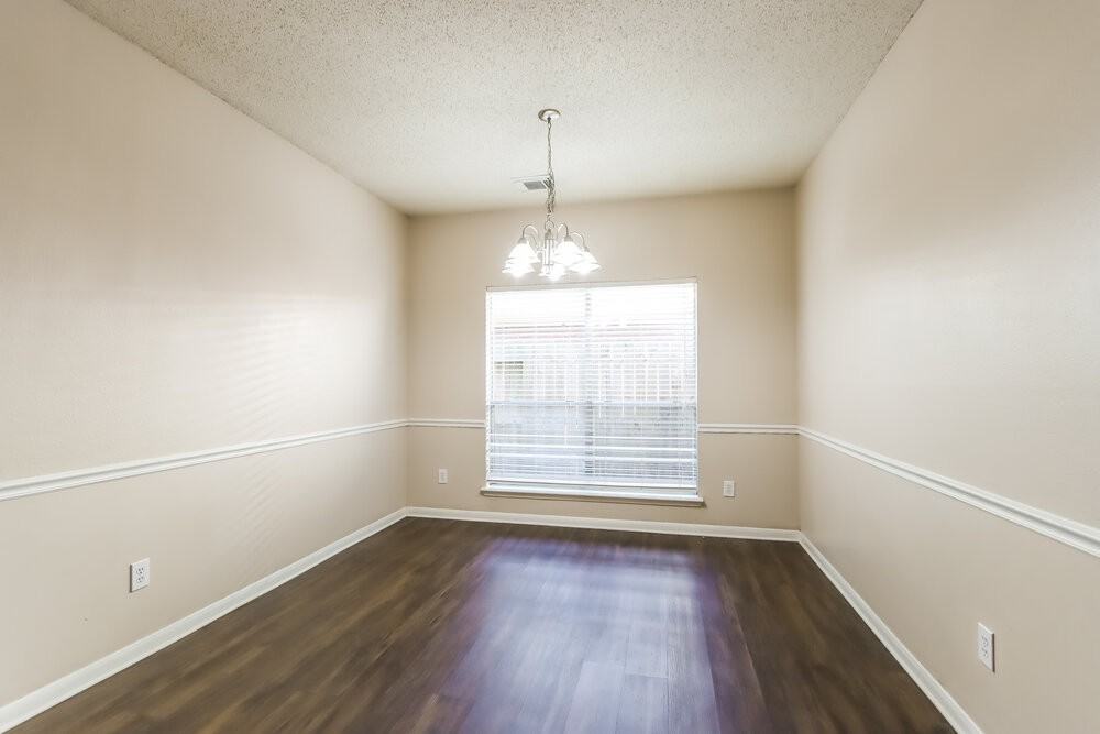 7131 Maple Walk Dr - Photo 6 of 16