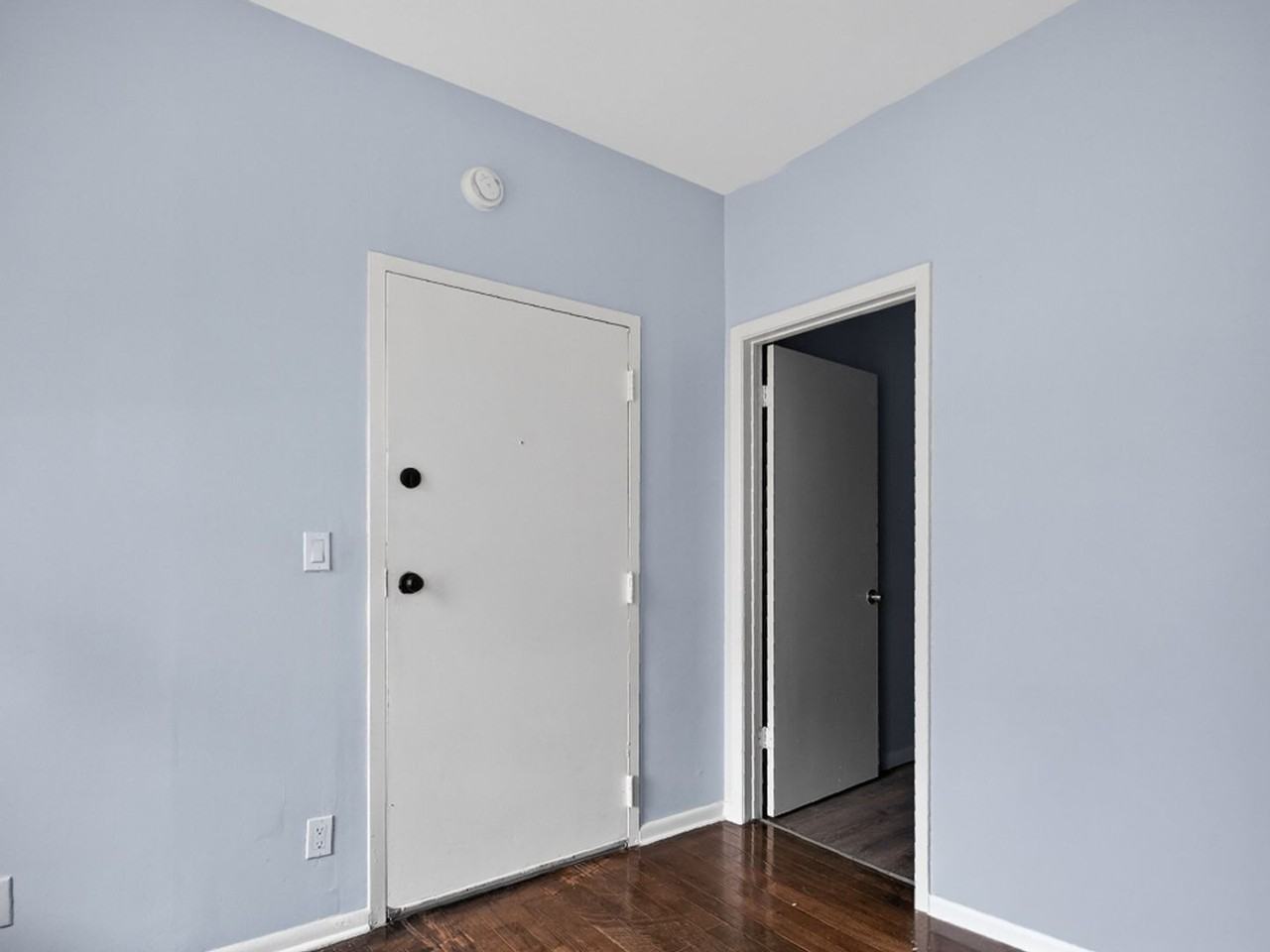 1403-1405 Chapel Street - Photo 6 of 8