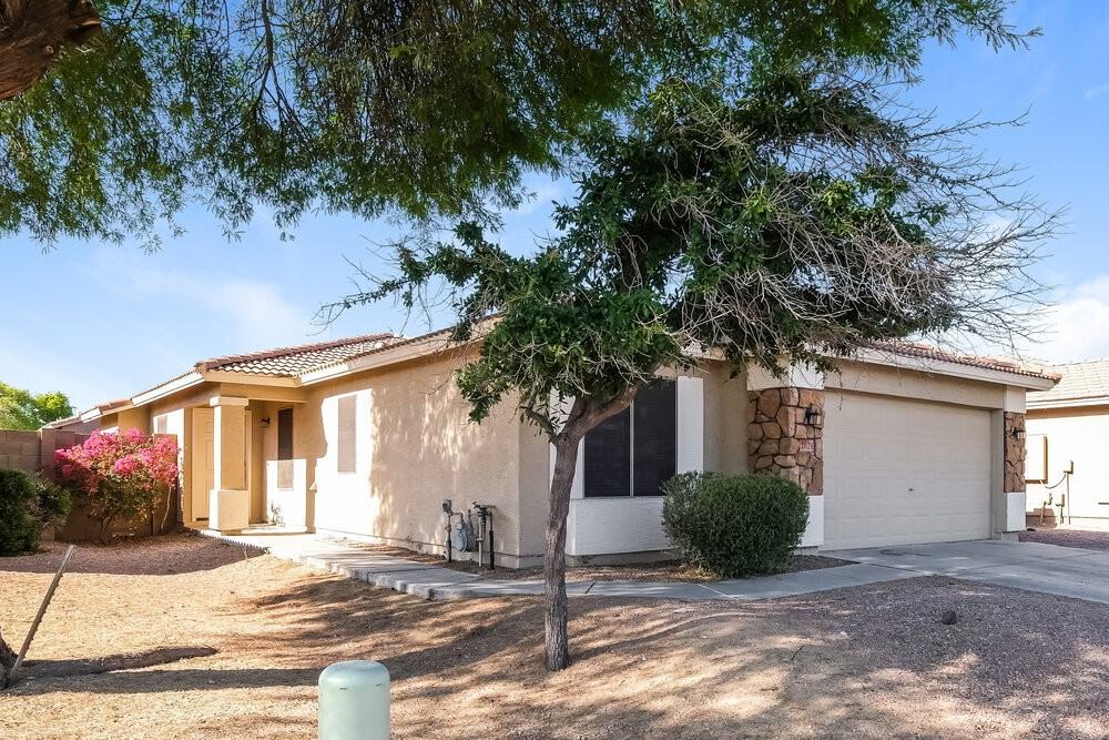 2029 W Allens Peak Dr - Photo 3 of 16