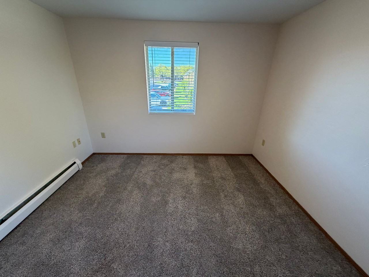 2681 Humboldt Rd - Photo 7 of 21
