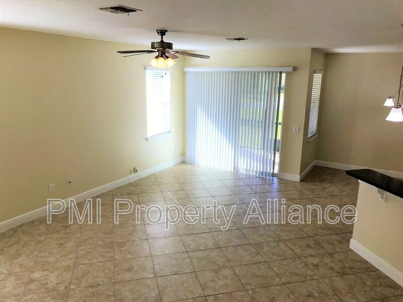 4205 Blue Major Dr - Photo 7 of 22