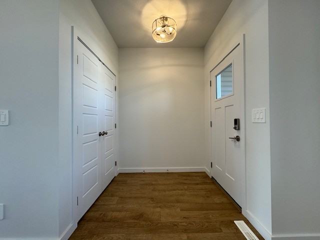 3 Bedroom | 2.5 Bathroom | 512 Brighton Gate - Photo 2 of 29