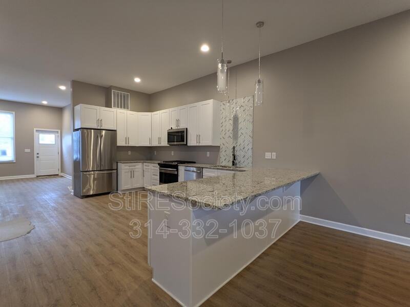 2206 Blendon Pl - Photo 2 of 24