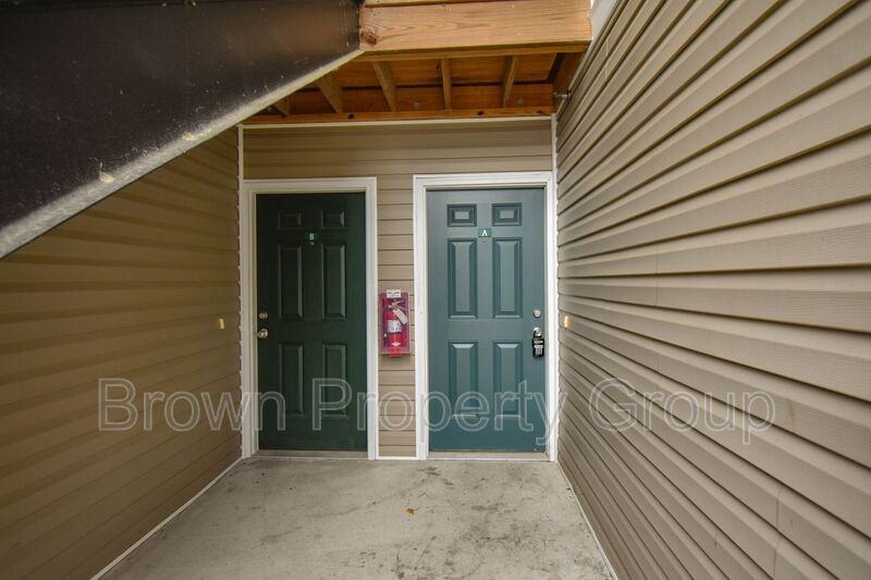 3639 - Photo 2 of 17