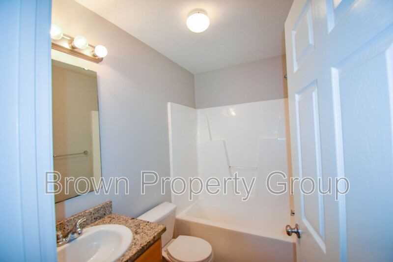 3639 - Photo 7 of 17