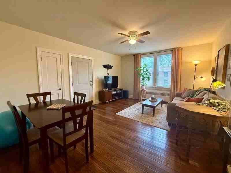 1320 Kenmore Ave - Photo 2 of 12