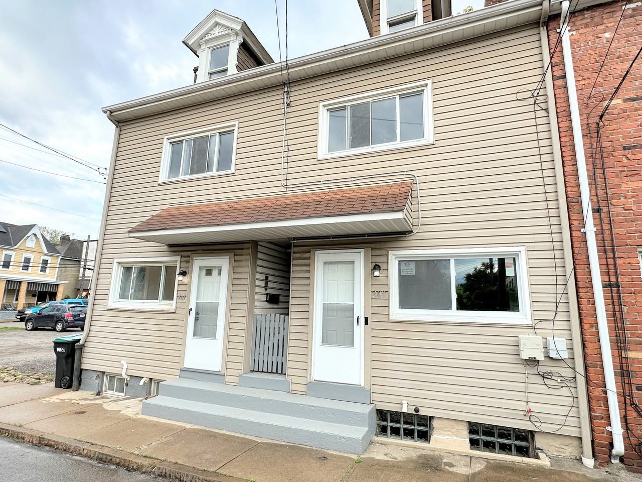 207 Mary St #207 - Photo 2 of 29