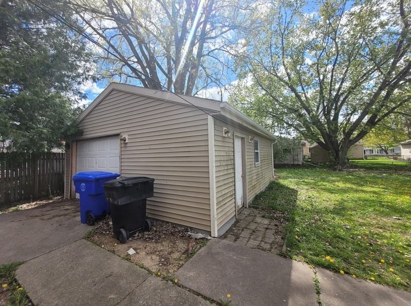 2519 S Telulah Ave - Photo 6 of 7