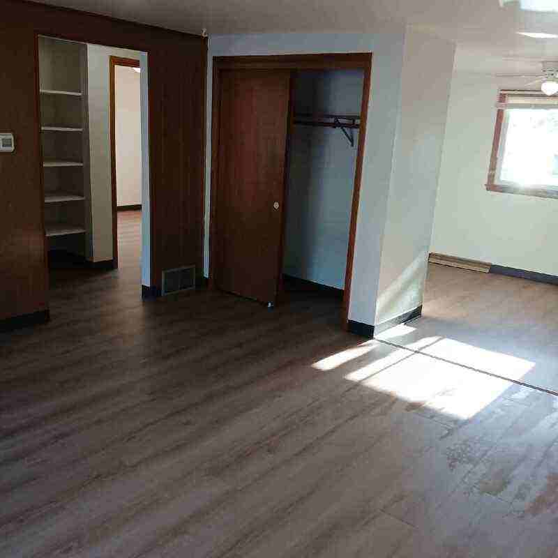 958 Gay Dr - Photo 3 of 10