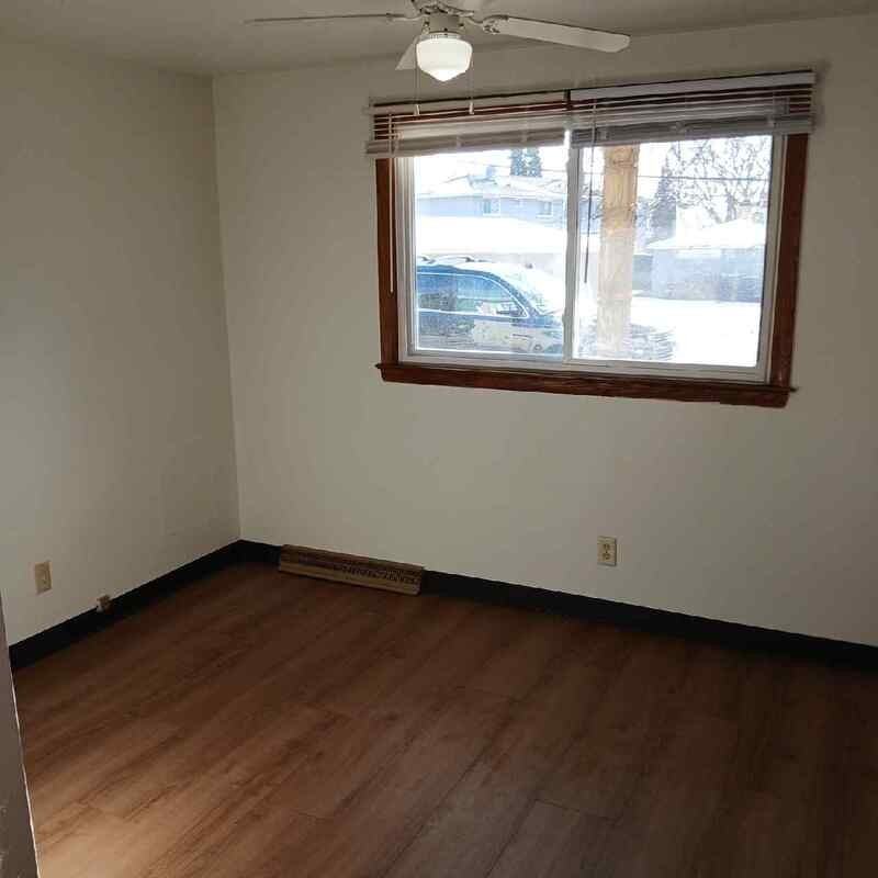958 Gay Dr - Photo 4 of 10