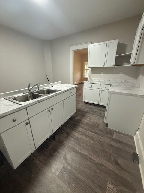1409 Young St #1 - Photo 4 of 9